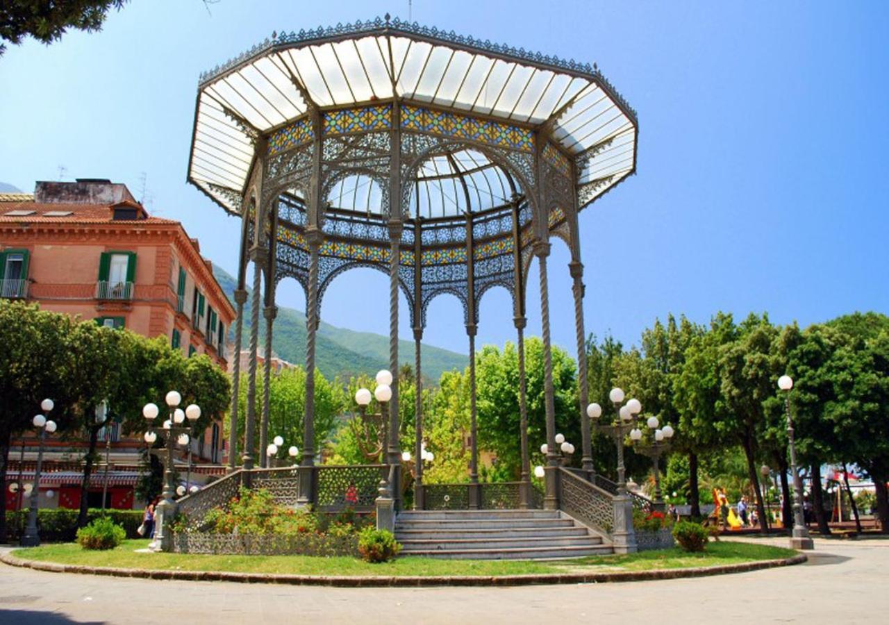 Апартаменти La Residenza Del Marchese Кастелламмаре-ді-Стабія Екстер'єр фото