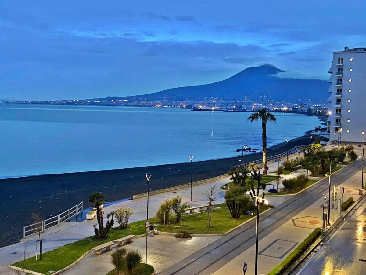 Апартаменти La Residenza Del Marchese Кастелламмаре-ді-Стабія Екстер'єр фото